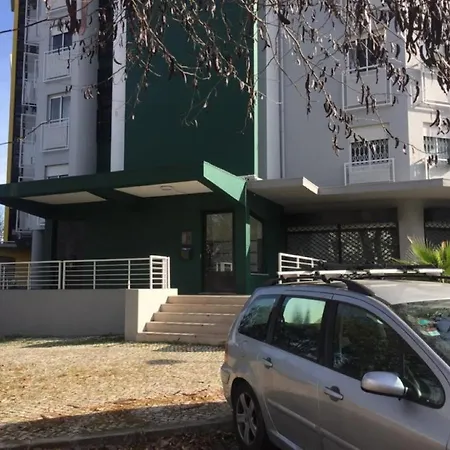 Studio75 Telheiras Appartamento